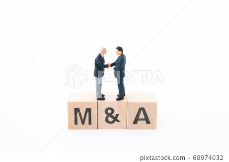 業務現場握手併購 業務現場握手併購 68974032