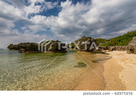 Beautiful coastline of Okinawa island in Japan Beautiful coastline of Okinawa island in Japan 68975856