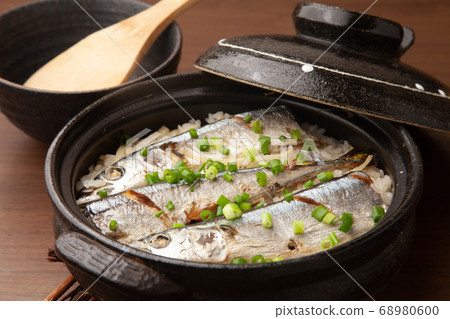 秋天劍魚煮熟的米 秋天劍魚煮熟的米 68980600