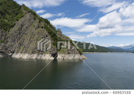 Arges River, between Fruntii Mountains and Ghitu mountains, Vidraru Dam, Romania 68983588