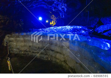 Light up of Narusawa ice hole 68986591