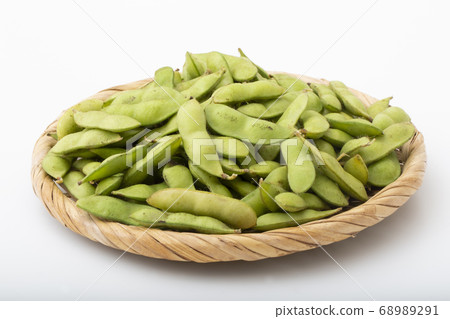 Raw edamame Raw edamame 68989291
