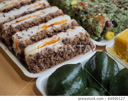 韓國傳統艾蒿糕，紅豆糕，南瓜餅，鬆餅 68990127