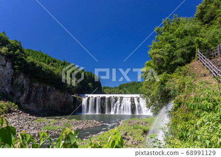 Bengono Falls, Oita Prefecture Bungo Ono City Bengono Falls, Oita Prefecture Bungo Ono City 68991129