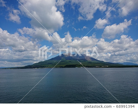 Sakurajima on a summer day 68991394