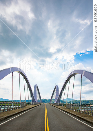 臺灣高雄六龜新威大橋Taiwan Kaohsiung Liugui Xinwei Bridge 臺灣高雄六龜新威大橋Taiwan Kaohsiung Liugui Xinwei Bridge 68991699