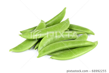 garden pea isolated on white background 68992255
