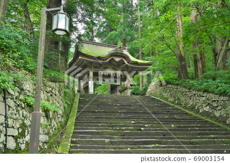 [Okamiyama Shrine Okumiya] Oyama, Oyama Town, Saihaku District, Tottori Prefecture 69003154