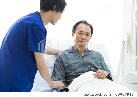 Inpatients and doctors Inpatients and doctors 69007918