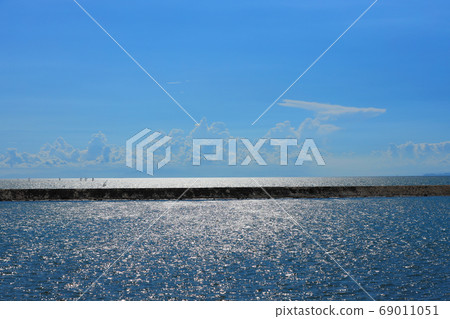 和歌山縣和歌山市濱海城市景觀，海洋，黑潮，太平洋[8月] 69011051