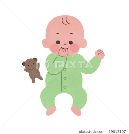 嬰兒躺在他的背上，舔他的手，玩沒有主線 69012107