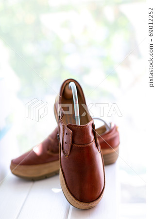 Shoe care Shoe care 69012252