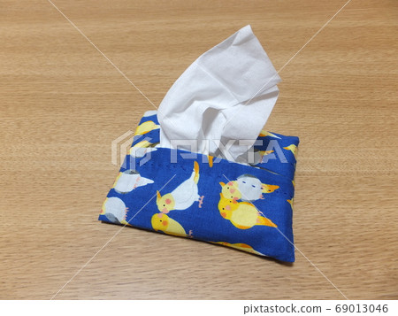 Handmade pocket tissue case with cockatiel pattern 69013046