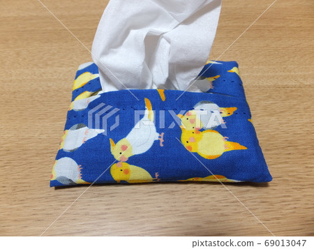 Handmade pocket tissue case with cockatiel pattern 69013047