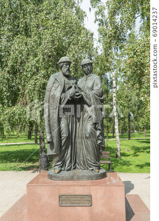 Russia, Irkutsk, August 2020: Monument to Peter and Fevronia of Murom, patrons of family happiness. 69014237