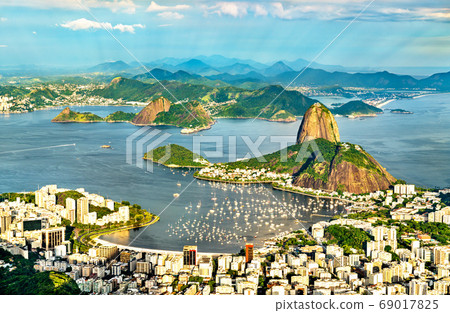 Cityscape of Rio de Janeiro in Brazil 69017825