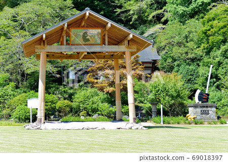 Kintaro's Sumo Ground 69018397