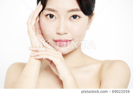 美麗,年輕的女人 美麗,年輕的女人 69022056
