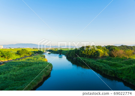 築後平原河濱大橋山風光 69022774