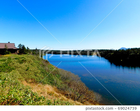 Autumn clear Hachimanuma Autumn clear Hachimanuma 69024739