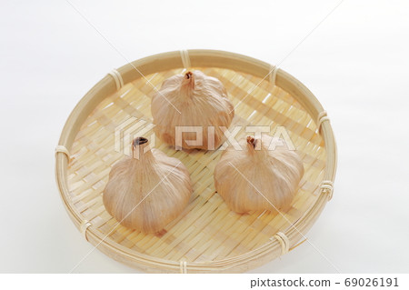 對美麗和健康有效（竹籃，黑蒜） 69026191