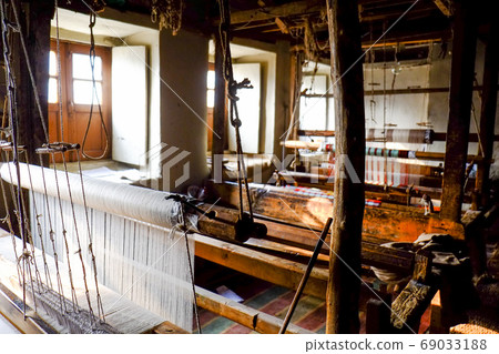 Snow mountains and Srinagar cityscape in the northernmost Kashmir region of India 69033188