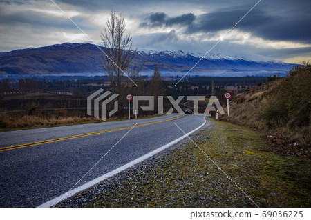 beautiful scenic in queenstonw southland new zealand 69036225