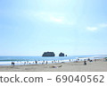 Summer day bathing 69040562