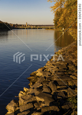 autumn view of Danube river and Krems town in 69041640