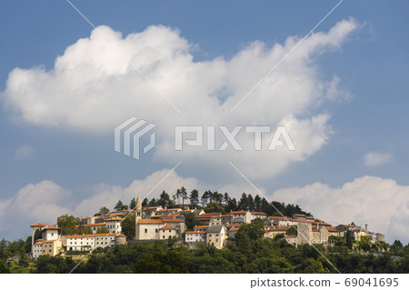 Vipava valley in Gorice region, Slovenia 69041695