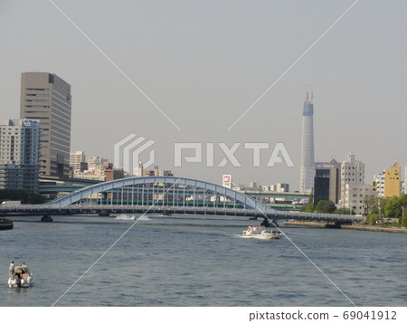Tokyo Sky Tree under construction seen from Eitai Bridge Tokyo Sky Tree under construction seen from Eitai Bridge 69041912
