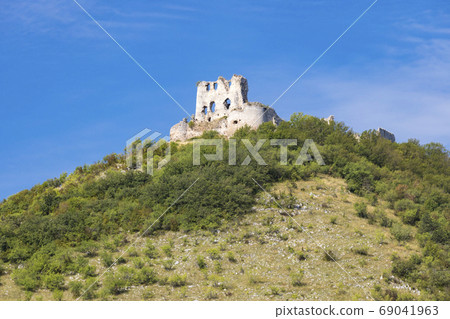 Turna nad Bodvou ruins, Slovakia Turna nad Bodvou ruins, Slovakia 69041963