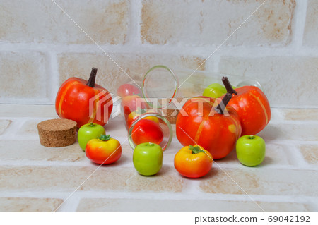 蔬菜，水果，微型食品，玩具，西紅柿，蘋果，青蘋果，南瓜，食品 69042192