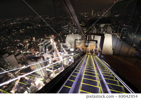 SHIBUYA SKY escalator SHIBUYA SKY escalator 69042954