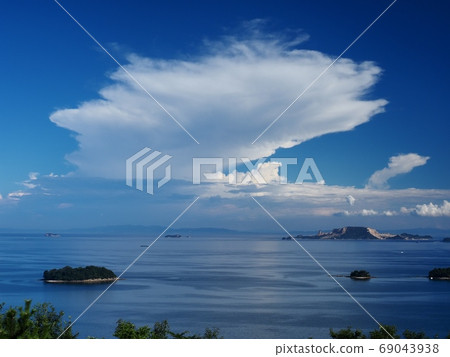 View of summer Harima Pass seen from Manyo Pass 69043938