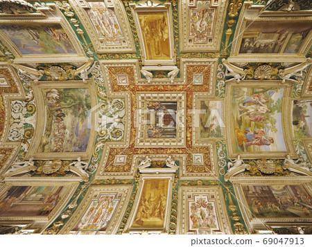 The Gallery of Maps, Vatican Museums The Gallery of Maps, Vatican Museums 69047913