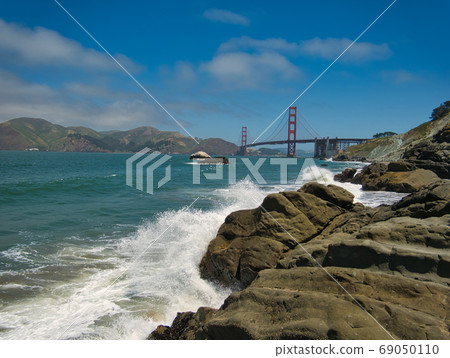 Coast with the Golden Gate Bridge in San Francisco 69050110
