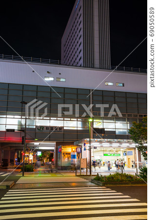 Akihabara station central ticket gate night view (Chiyoda-ku, Tokyo) August 2020 Akihabara station central ticket gate night view (Chiyoda-ku, Tokyo) August 2020 69050589
