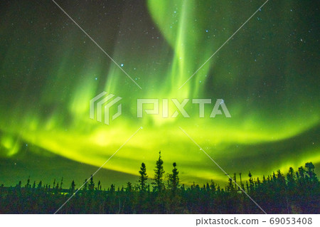 耶洛奈夫的極光 耶洛奈夫的極光 69053408
