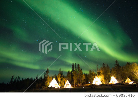 Aurora of Yellowknife 69053410