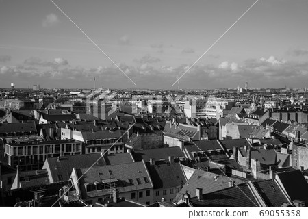 Urban landscape of Copenhagen (DK) 69055358