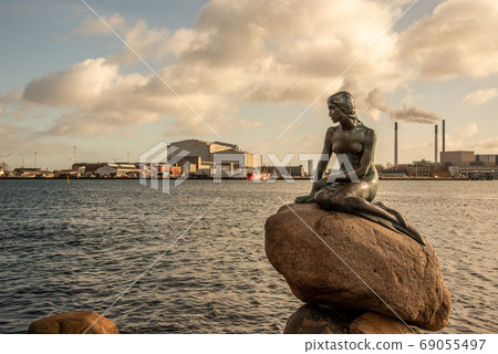 The Little Mermaid in Copenhagen (DK) The Little Mermaid in Copenhagen (DK) 69055497