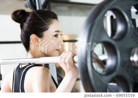 女子體育訓練 69055559