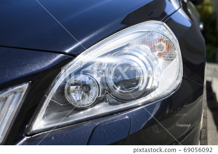 汽車大燈（拋光後） 69056092