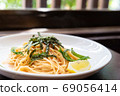Japanese pasta spaghetti 69056414
