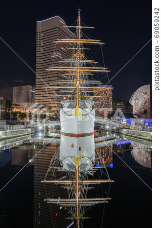 Nippon Maru 69059242
