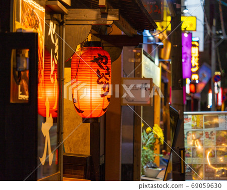 大分市的酒吧區，靠近宮古町 69059630