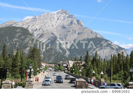 Banff Town 69061081