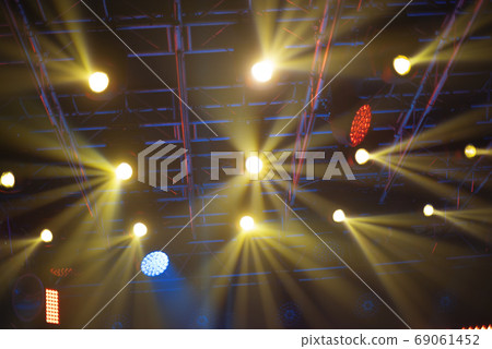 rays of light illuminate the scene rays of light illuminate the scene 69061452