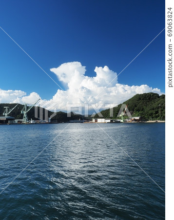 鼻子碼頭的相生灣夏日風景 鼻子碼頭的相生灣夏日風景 69063824